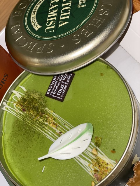Socola matcha hộp thiếc